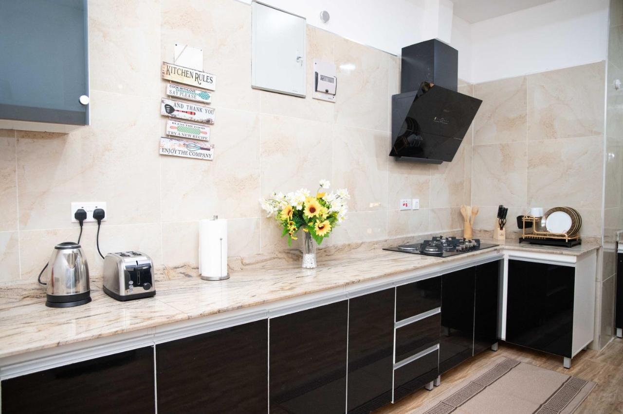 Kay'S Comfort Place Леки Екстериор снимка